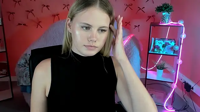 LanaWey live cam on StripChat
