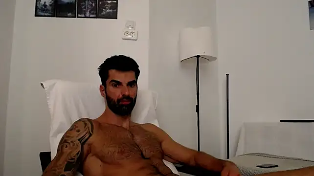Verycutex live cam on StripChat