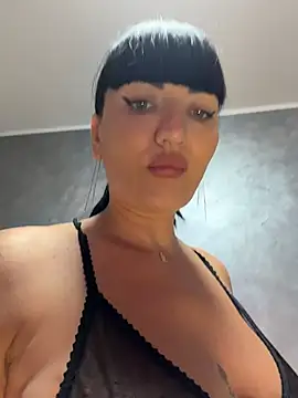 MysticCleo live sex cam