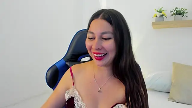 bella_99_ live cam on StripChat