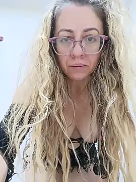 miss_hanna07 live cam on StripChat