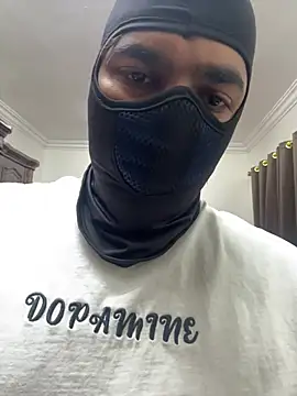 Malluboy_4_U live sex cam