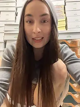 Holly_Play live sex cam