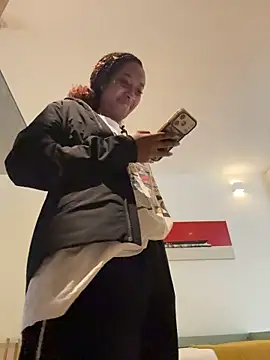 Your_Paris live sex cam