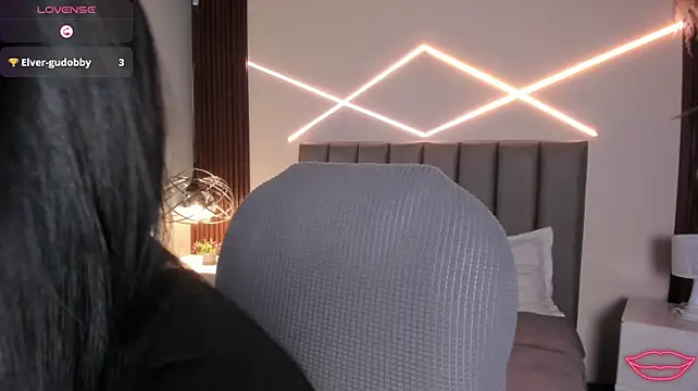 Veronicalanx1 live cam on StripChat