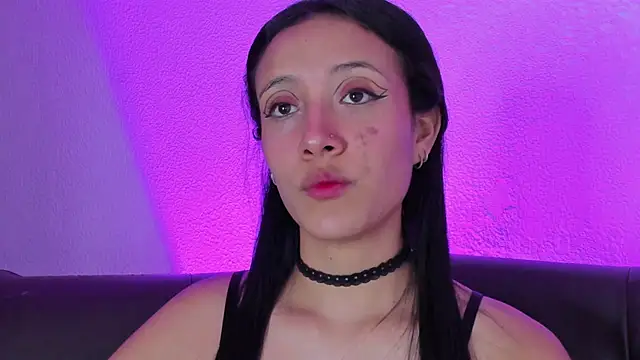 Alicee_drool live cam on StripChat