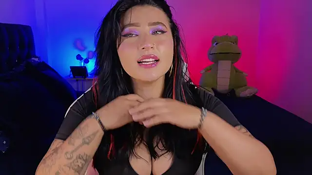 Pauilina live cam on StripChat