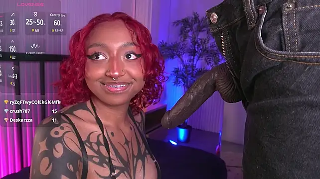 Emma__4 live cam on StripChat