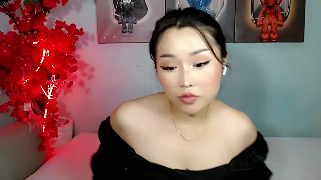 ichiben live cam on StripChat