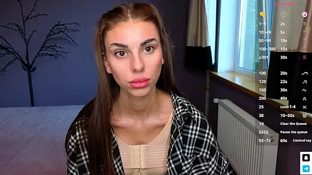GracefulDoll live cam on StripChat