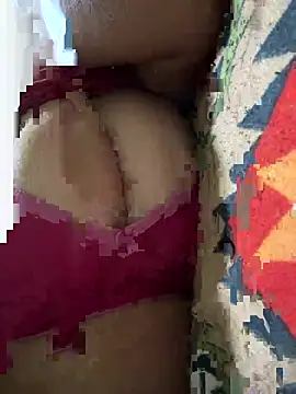 SexySuhana69 live cam on StripChat