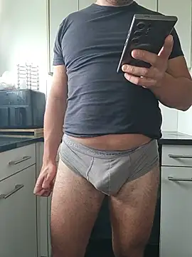 spaccaa live cam on StripChat