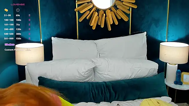 LoraPalms live sex cam