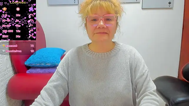 Salomeediaz_ live cam on StripChat