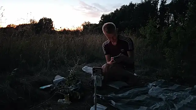 Vuitton live sex cam