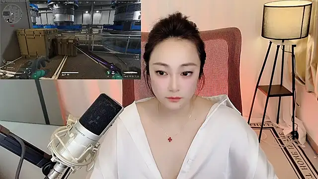 Daisy-77 live cam on StripChat