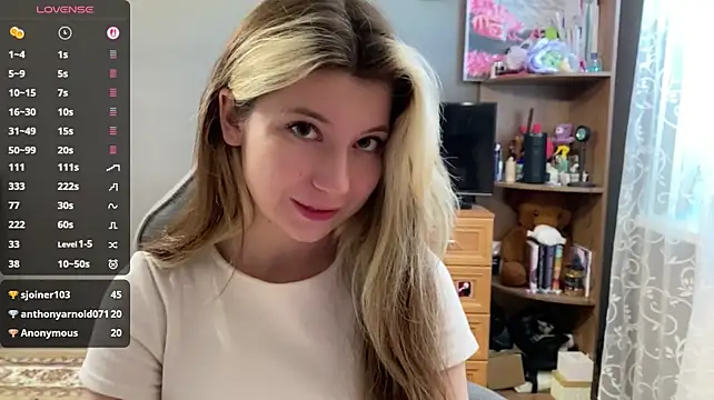 SherikaAzzarella live cam on StripChat