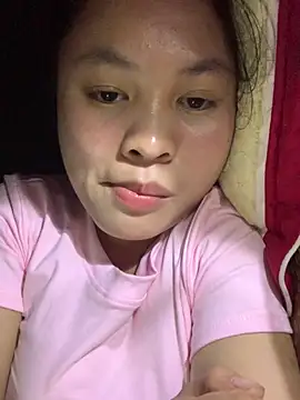 Nhuyensexy live cam on StripChat