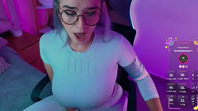 Roxy_clark live cam on StripChat