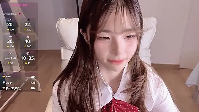 guoguo-77 live cam on StripChat