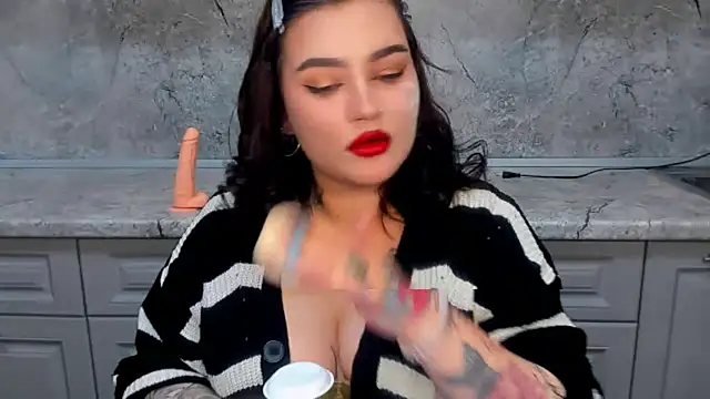 NikkiSummer live cam on StripChat