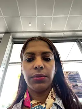 karlatiburcio live sex cam