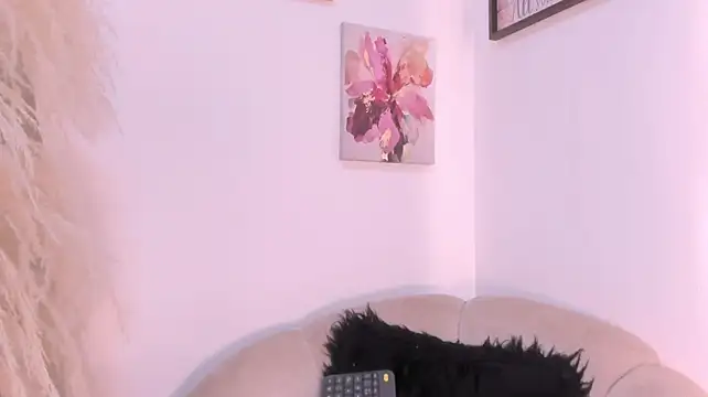SagiraBelle live cam on StripChat