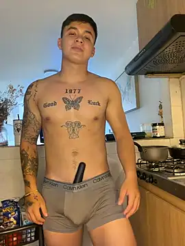 Christopher_strongg live sex cam