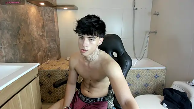 Nathan_Owen live sex cam