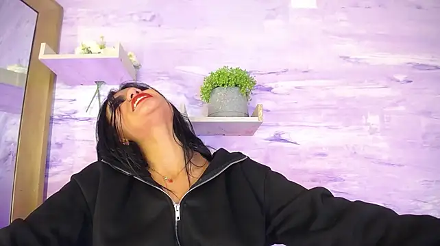 Shayla_Gray live cam on StripChat