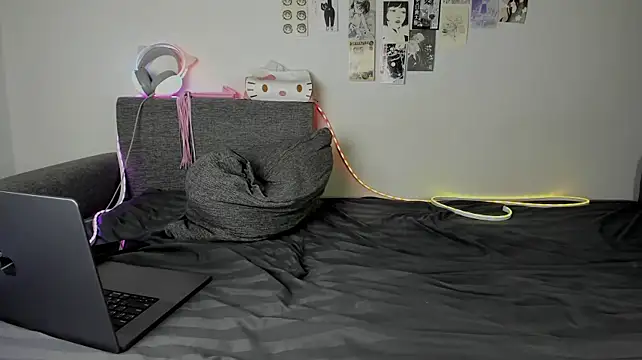 doll_from_hell live sex cam