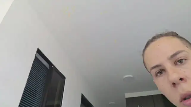 grey___27 live cam on StripChat