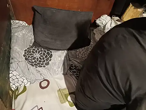 Tina_Mirabella live sex cam