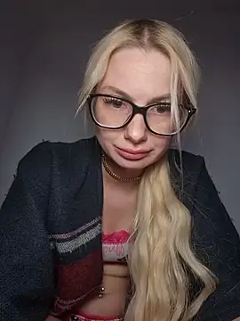 Jolina-Wild live sex cam