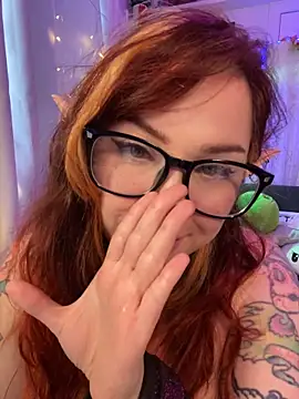JennKenobi live sex cam