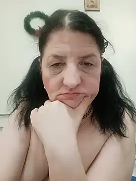 RidemerafSuzana live cam on StripChat