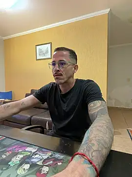 MeladoDiMel live cam on StripChat
