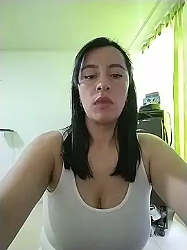 hailey85 live sex cam