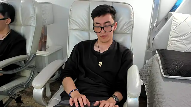 GaelDuke live sex cam