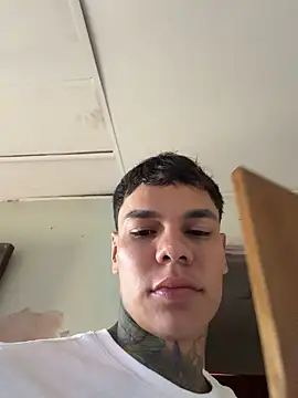 xavierblak live sex cam