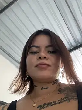 Sexy__Giirl live cam on StripChat