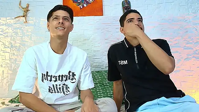 Eliassalvatore_ live cam on StripChat