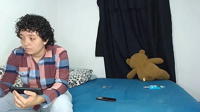 kathy_luisa live cam on StripChat