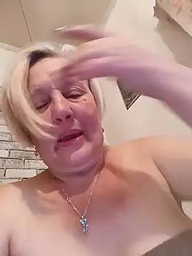 Cerd_Ayaz live cam on StripChat