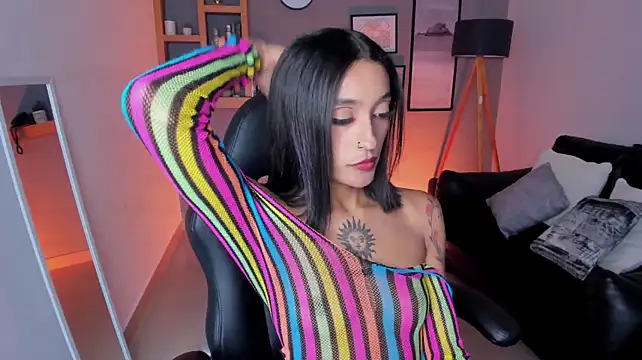 Salome_Starr_ live cam on StripChat