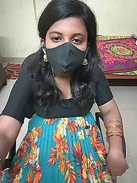 Reenakarthick live cam on StripChat