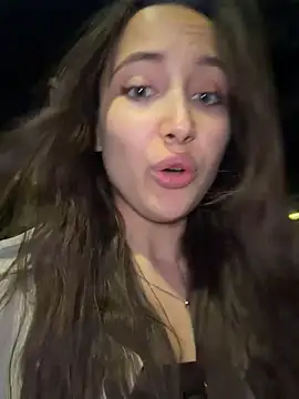 ICrazyOneIRL live sex cam