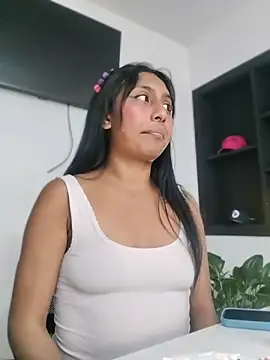 MELIZ_QUEEN live cam on StripChat