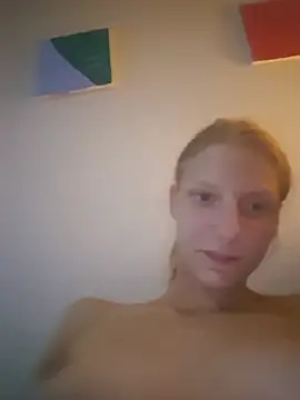LenaGoldi live sex cam