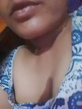 Varsha_96 live cam on StripChat